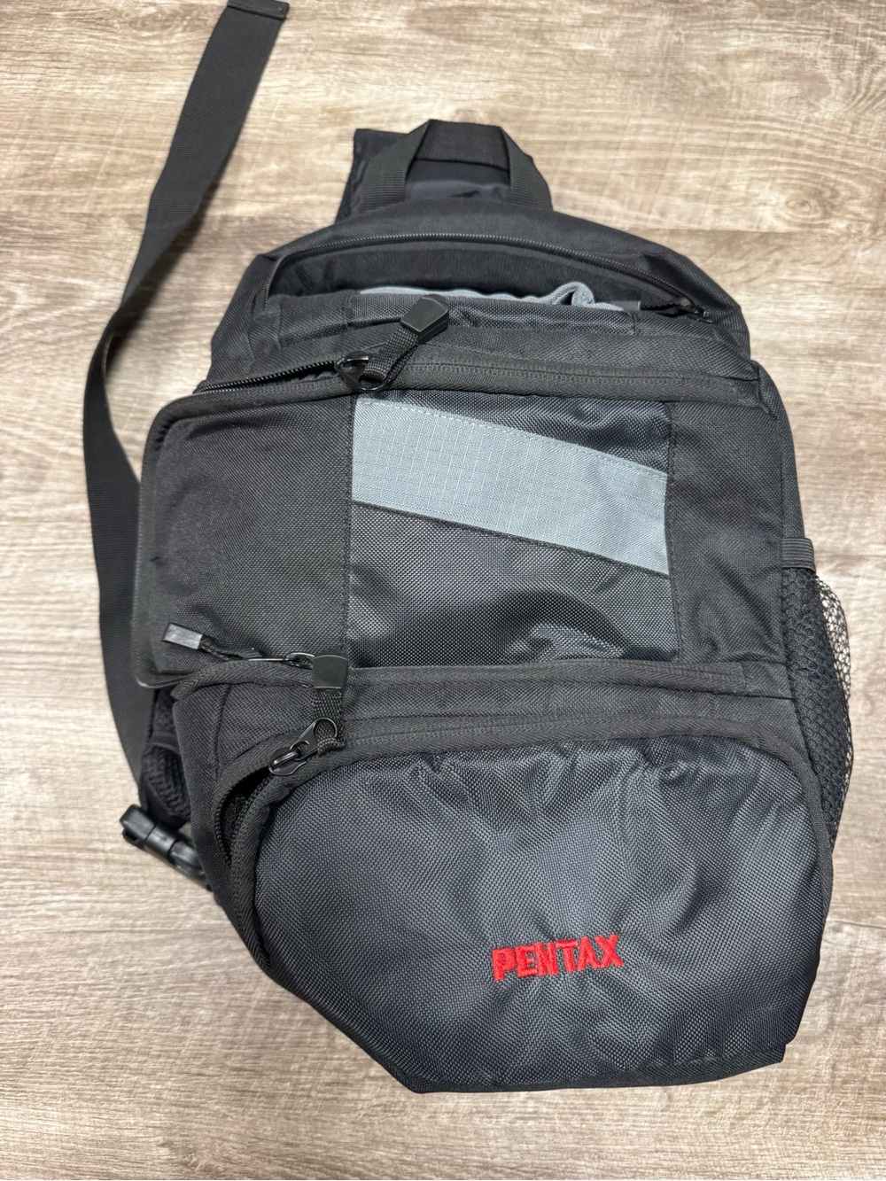 Pentax DSLR Slingback 2 Shoulder Strap Bag - Picture 1 of 4